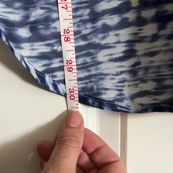 Simply Vera Blouse - Picture 2 of 5